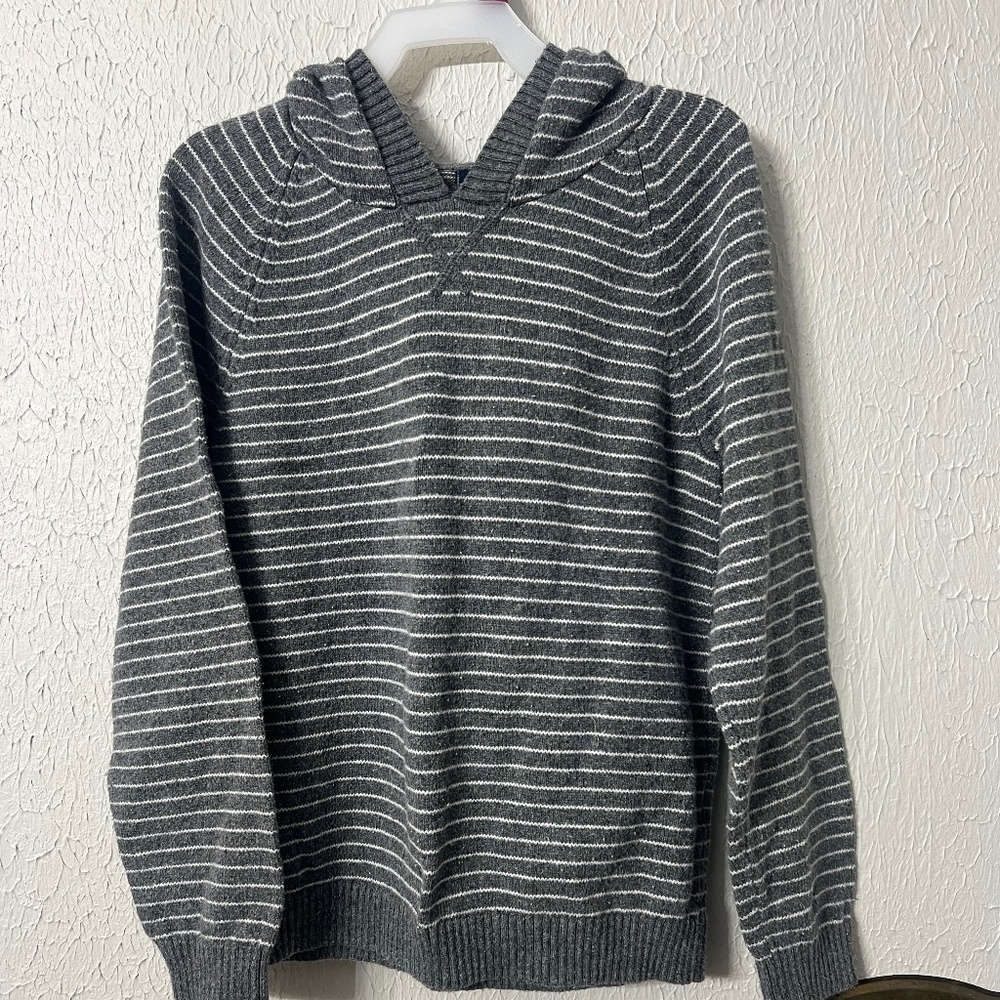 Janie and Jack knit hooded sweater size 6